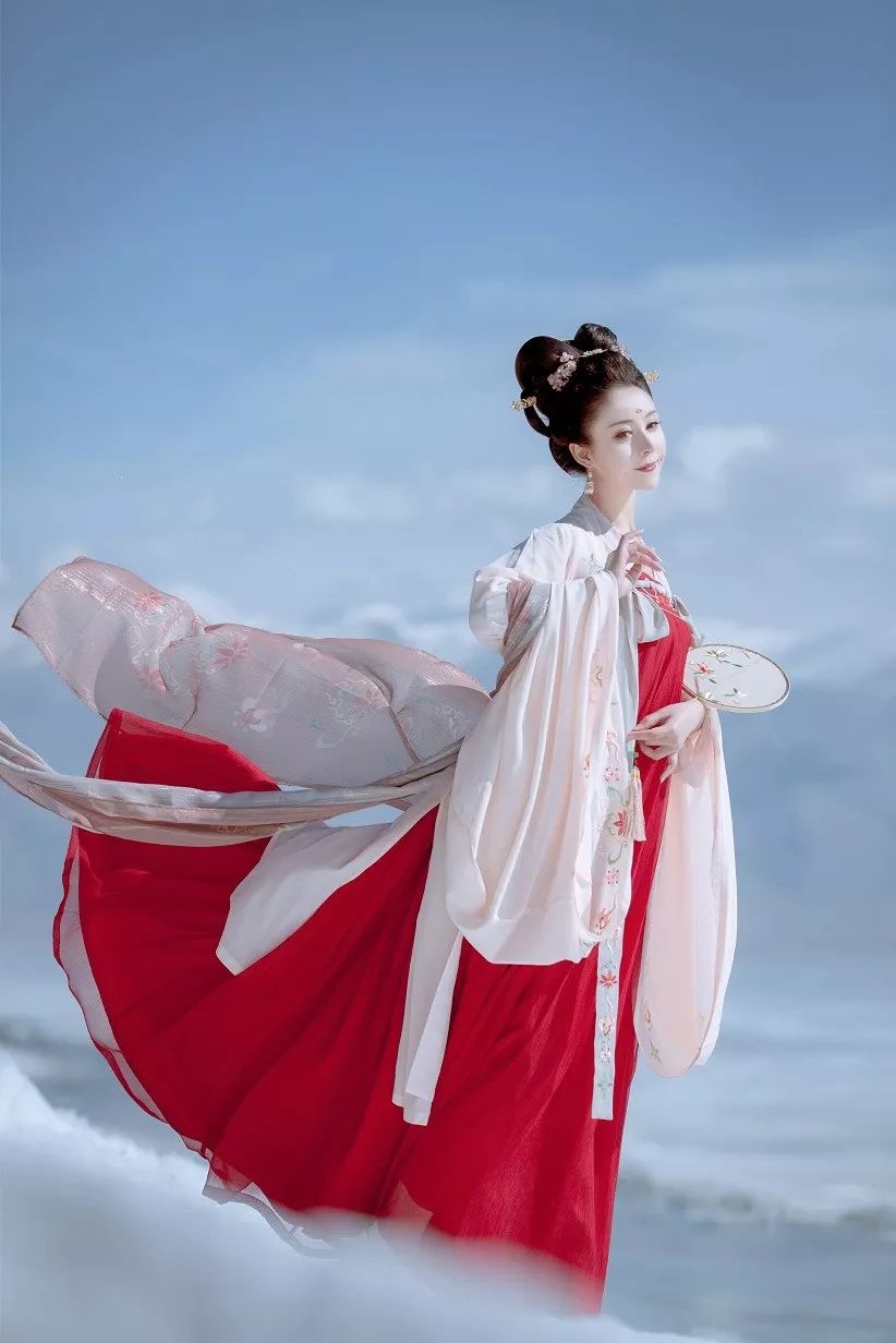 漢服潮流|《大唐服飾》對話楊貴妃