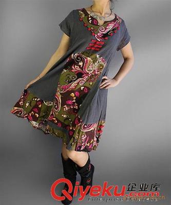 往事留芳@2011夏新中國民族田園風棉織線原創撞色拼布盤扣連衣裙圖片|往事留芳@2011夏新中國民族田園風棉織線原創撞色拼布盤扣連衣裙產品圖片由北京帛衣苑服裝廠公司生產提供-