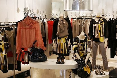 李寶宏:夯實基礎(chǔ)抗&ldquo;危機&rdquo;_品牌名人堂_中國女裝網(wǎng)